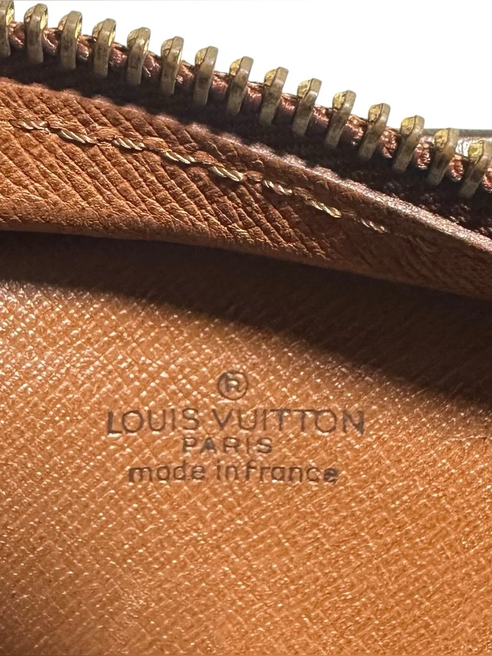 Louis Vuitton 1989 Monogram Leather Vintage Pochette Homme Clutch Bag